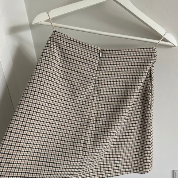 *new* aritzia wilfred check / houndstooth mini skirt - size 0 - Picture 4 of 9